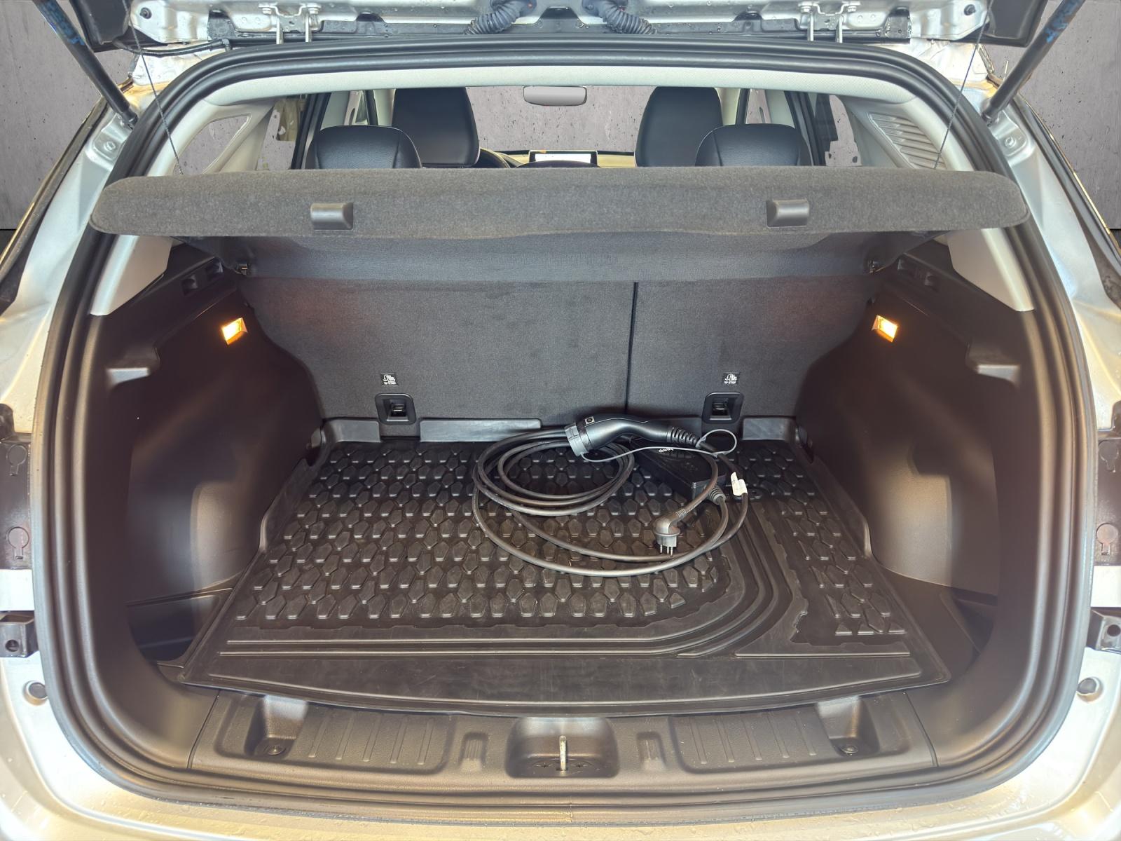 JEEP Compass 1.3 Night Eagle 4xe-image-14