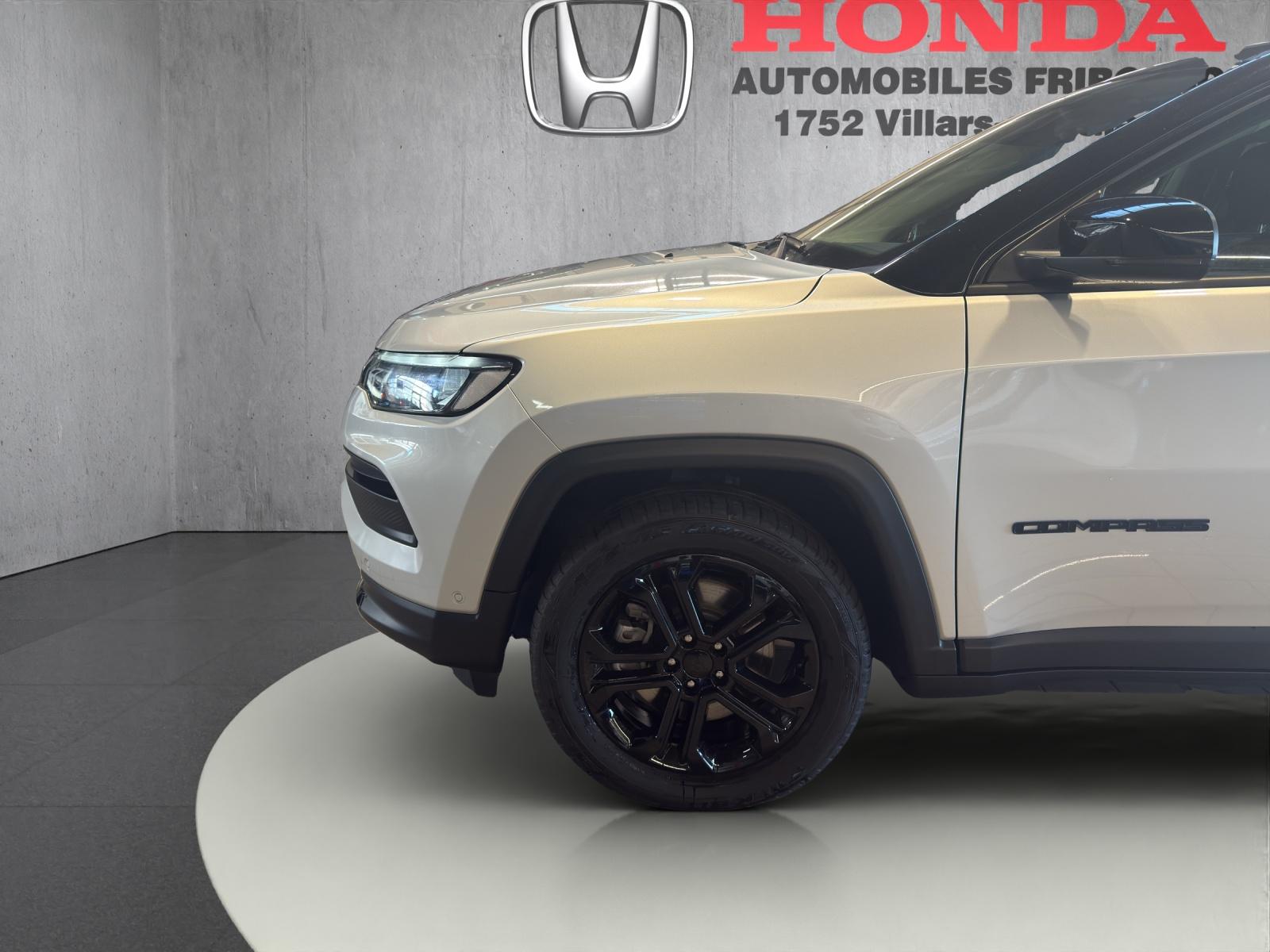 JEEP Compass 1.3 Night Eagle 4xe-image-15