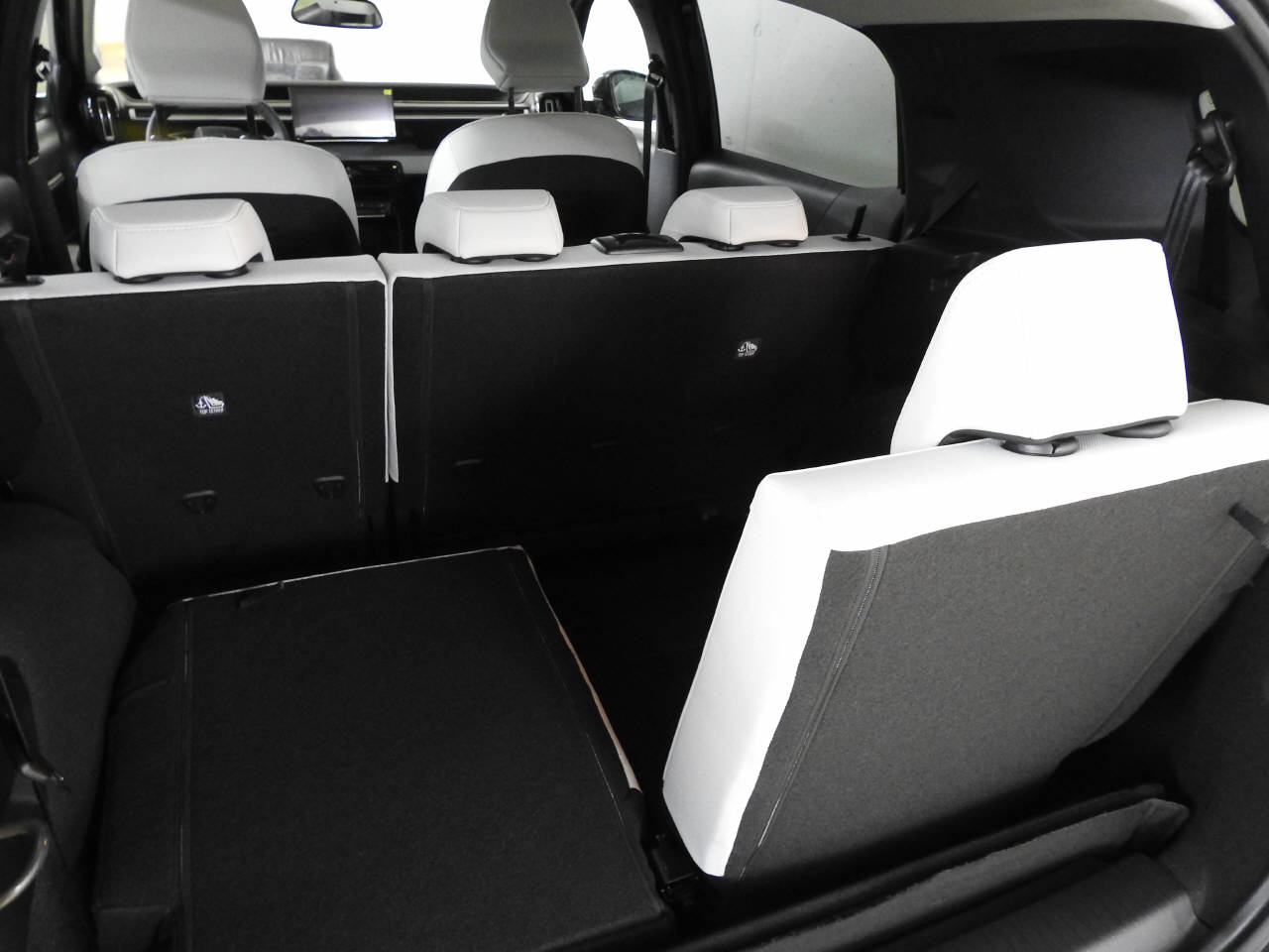 CITROEN C3 Aircross 1.2 Hybrid Max-image-12