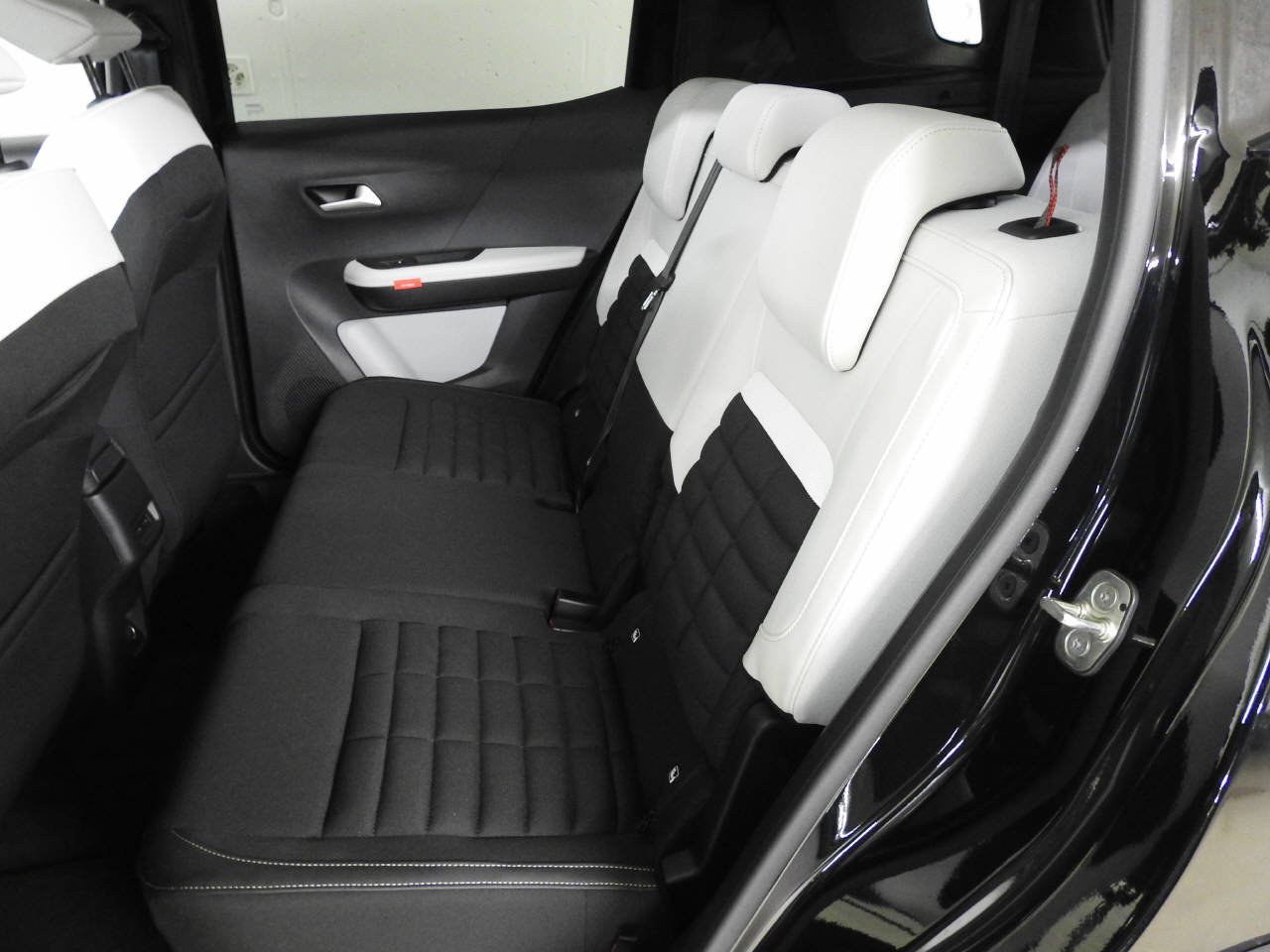 CITROEN C3 Aircross 1.2 Hybrid Max-image-13
