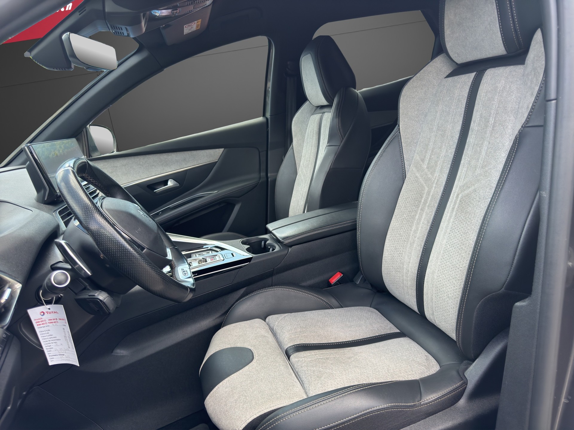 PEUGEOT 3008 300e Hybrid4 GT Pack-image-5