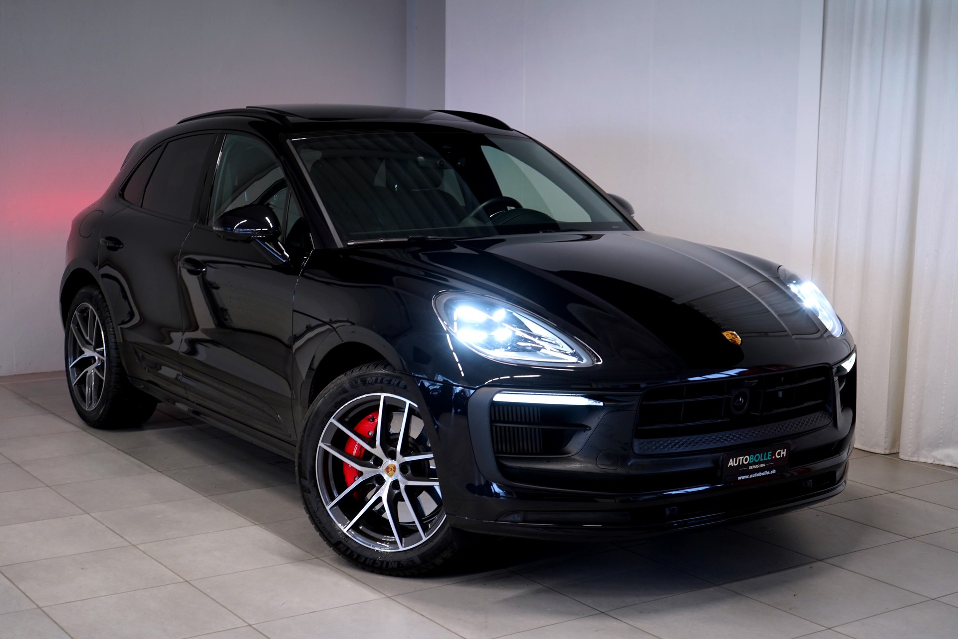 PORSCHE MACAN GTS-image-0