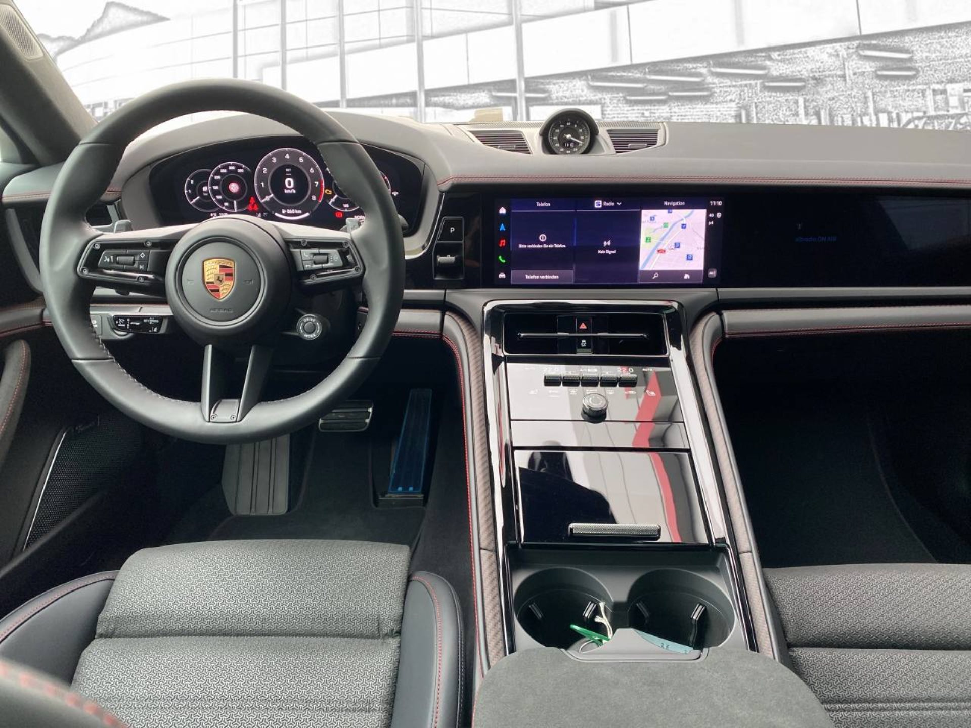 PORSCHE Panamera GTS-image-4