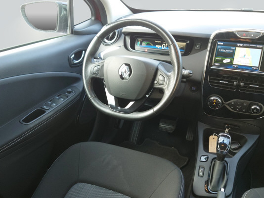 RENAULT Zoe Limited R110-image-4