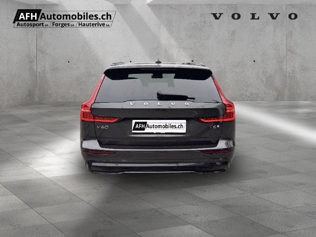 VOLVO V60 2.0 T6 TE Plus Dark eAWD-image-3