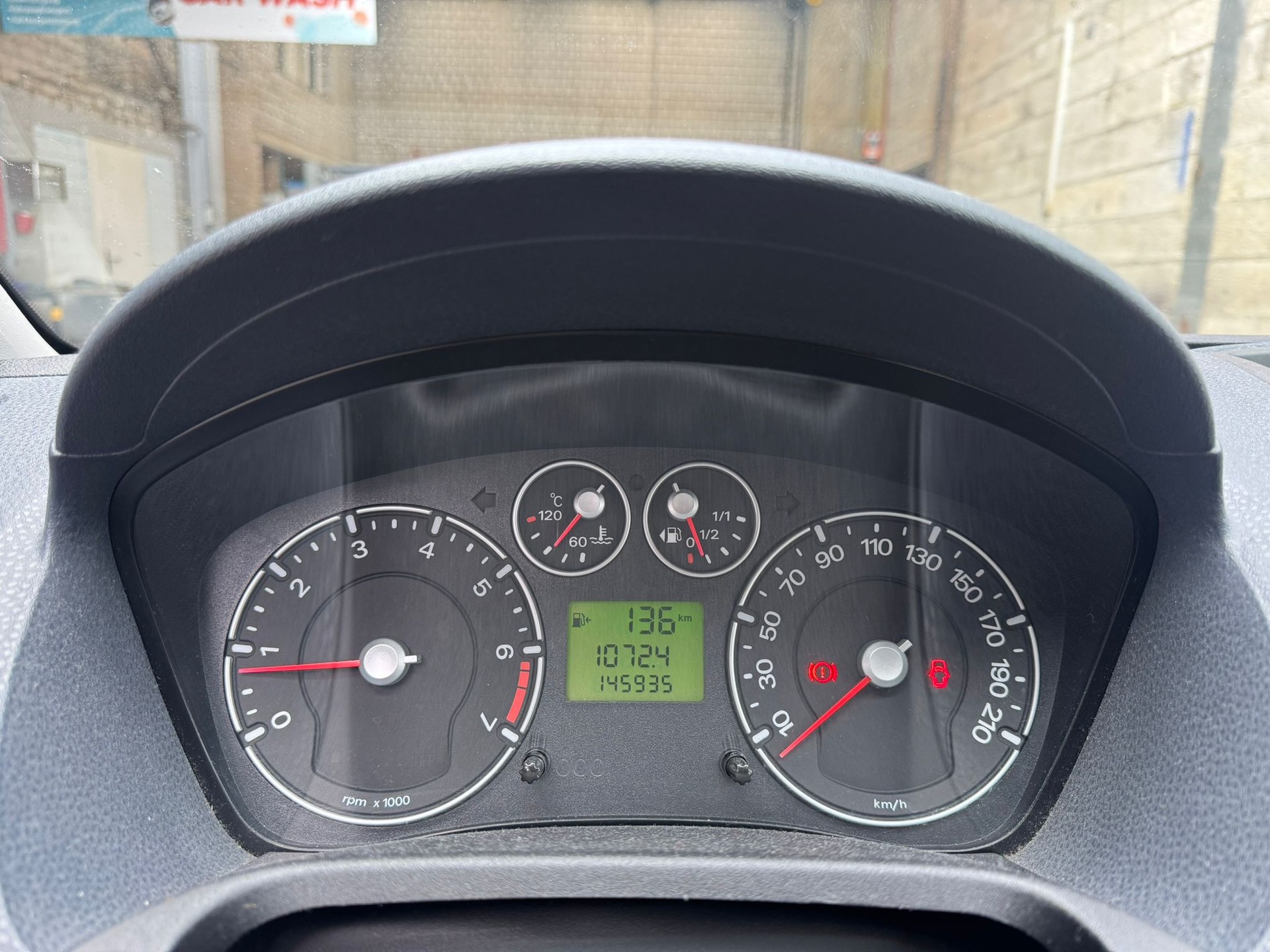 FORD Fiesta 1.4 16V Trend-image-5
