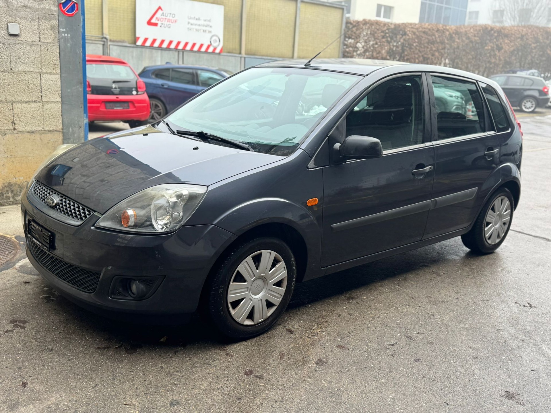 FORD Fiesta 1.4 16V Trend-image-0