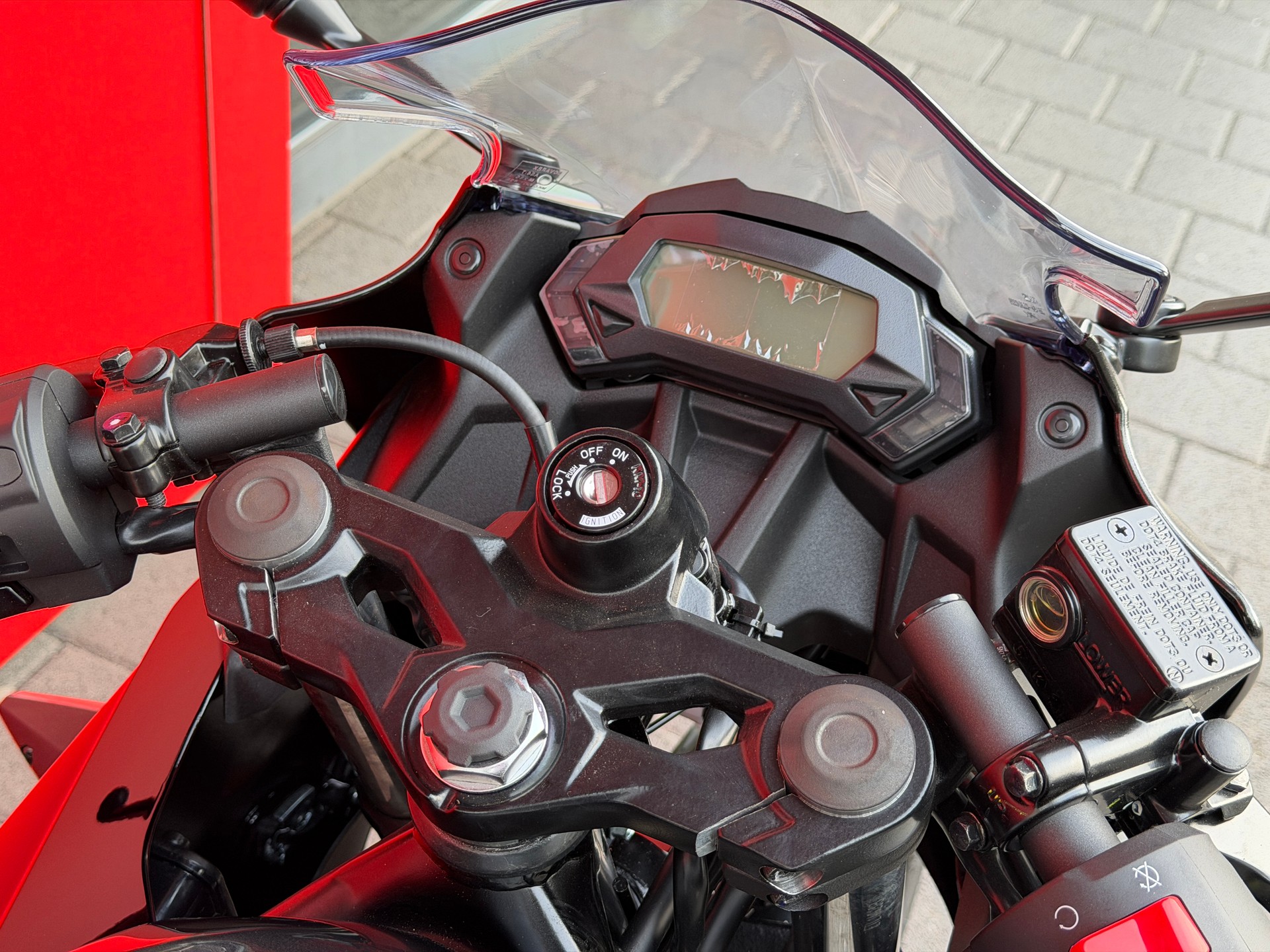 KAWASAKI Ninja 125-image-14