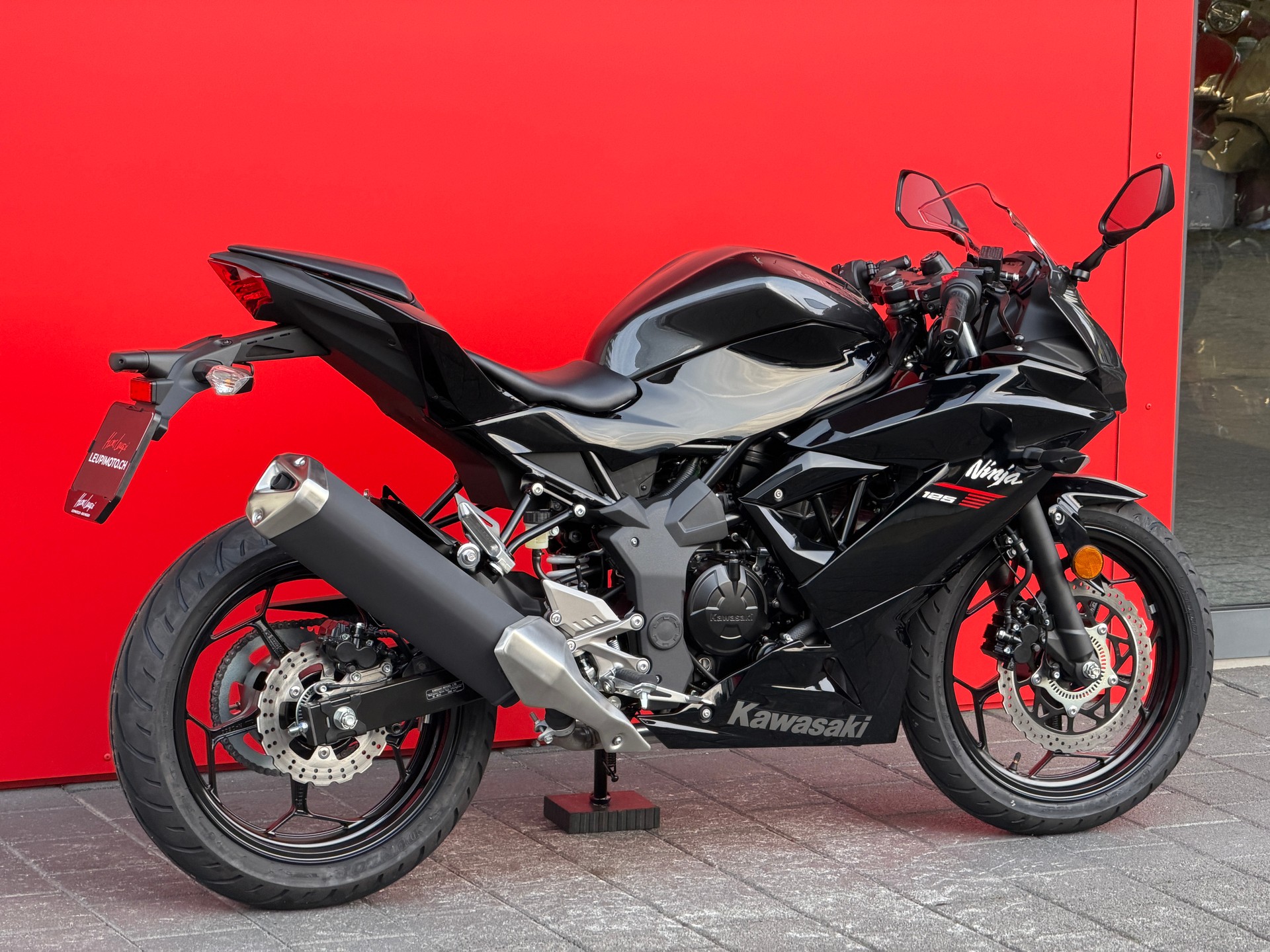 KAWASAKI Ninja 125-image-5