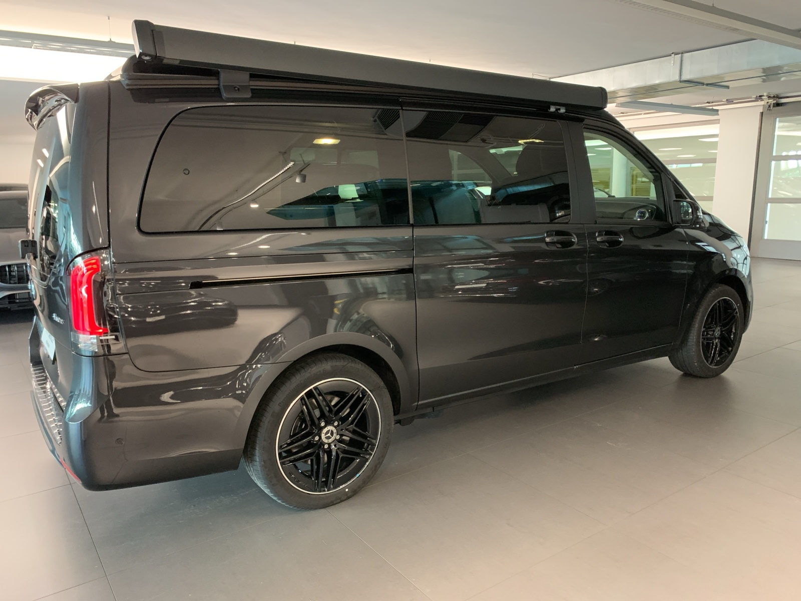 MERCEDES-BENZ Marco Polo 250 d 4M Automat-image-4