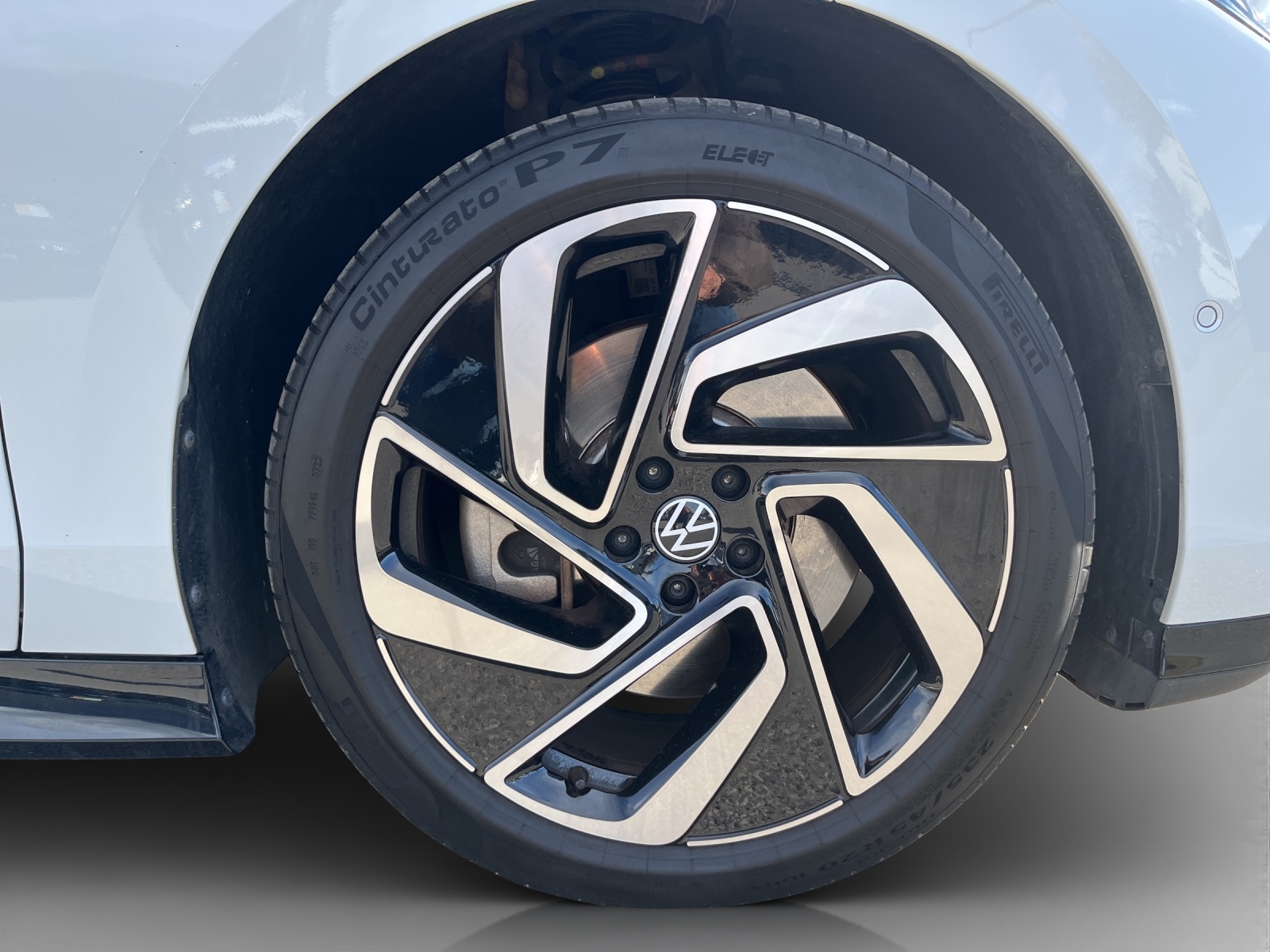 VW ID.7 Pro 77 kWh Pro-image-16