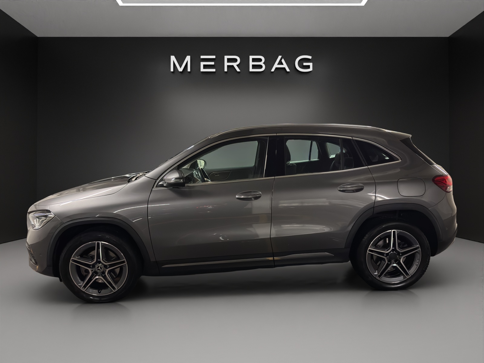 MERCEDES-BENZ GLA 250 4Matic Progressive 8G-DCT-image-3