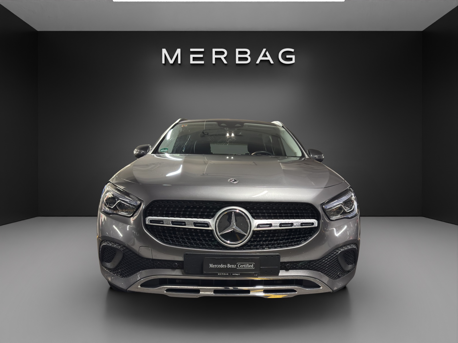 MERCEDES-BENZ GLA 250 4Matic Progressive 8G-DCT-image-1
