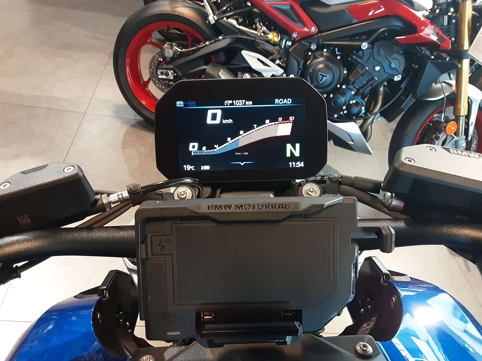 BMW R 1300 R-image-6