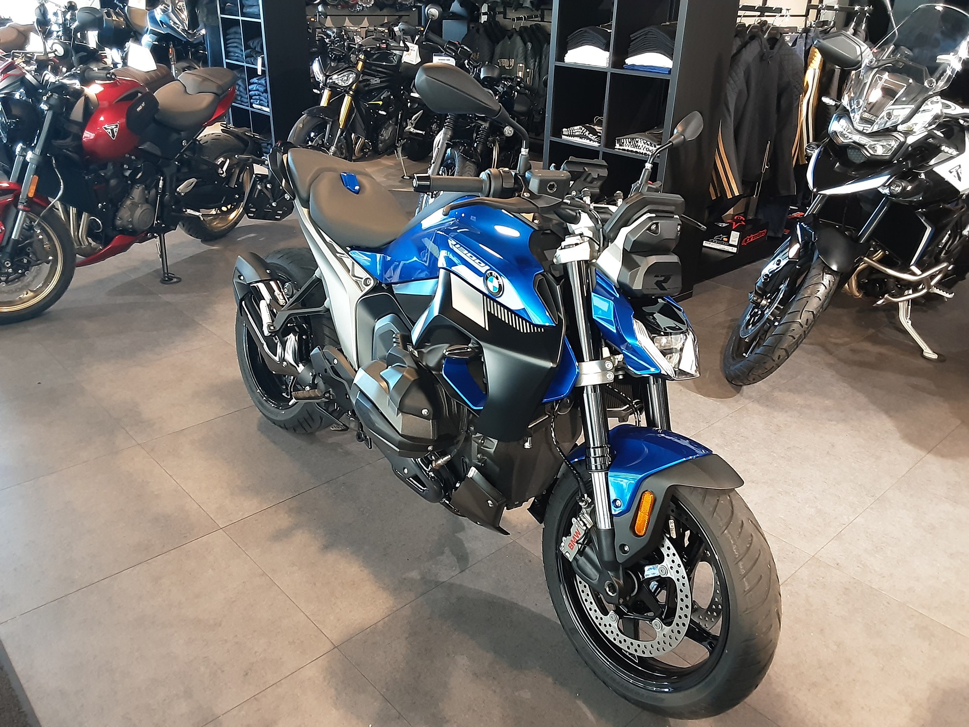 BMW R 1300 R-image-2
