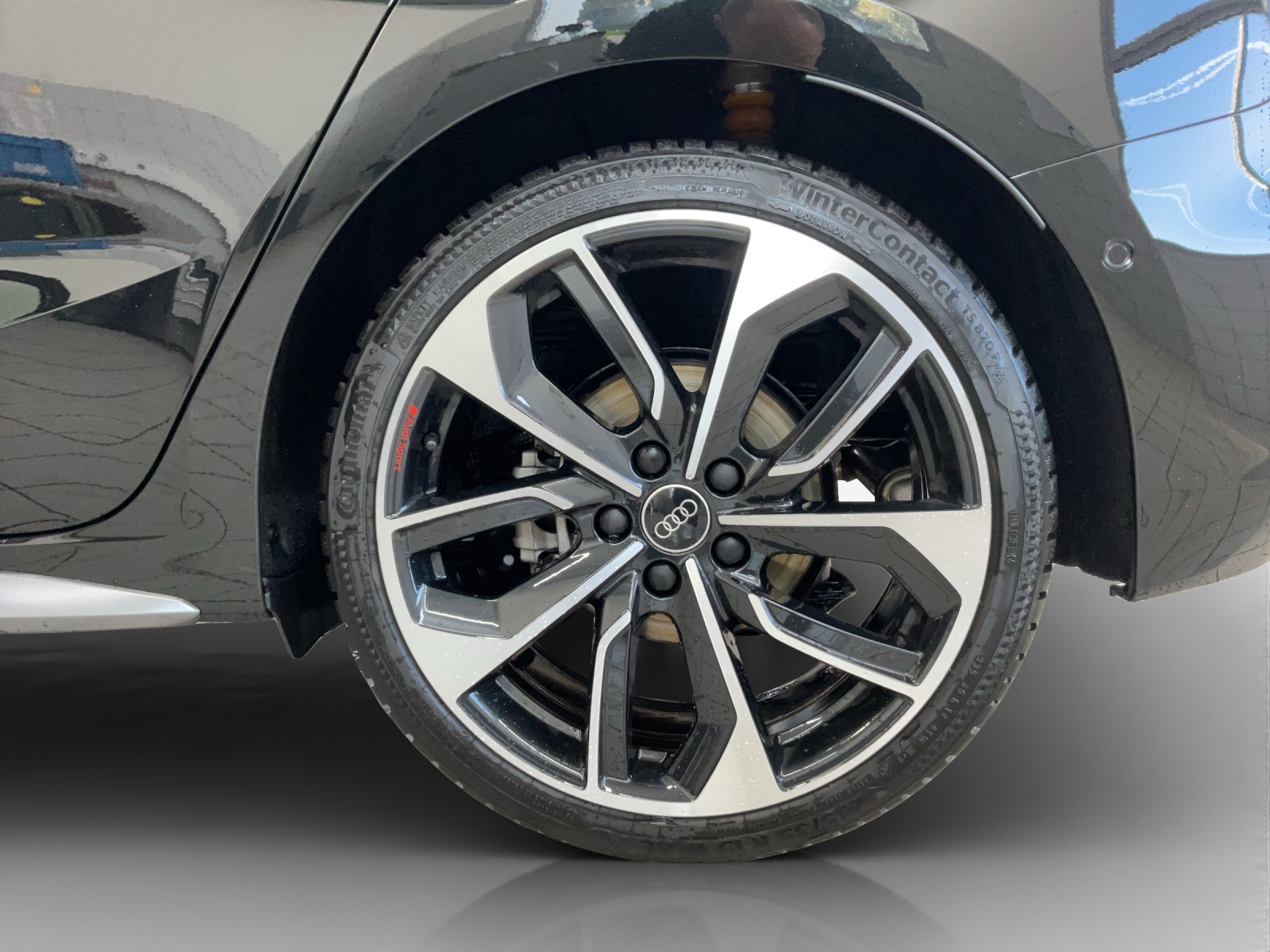 AUDI A3 Sportback TFSI 110 kW S line Attraction S tronic-image-13