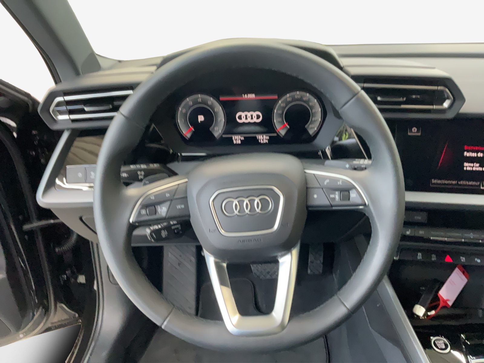 AUDI A3 Sportback TFSI 110 kW S line Attraction S tronic-image-9