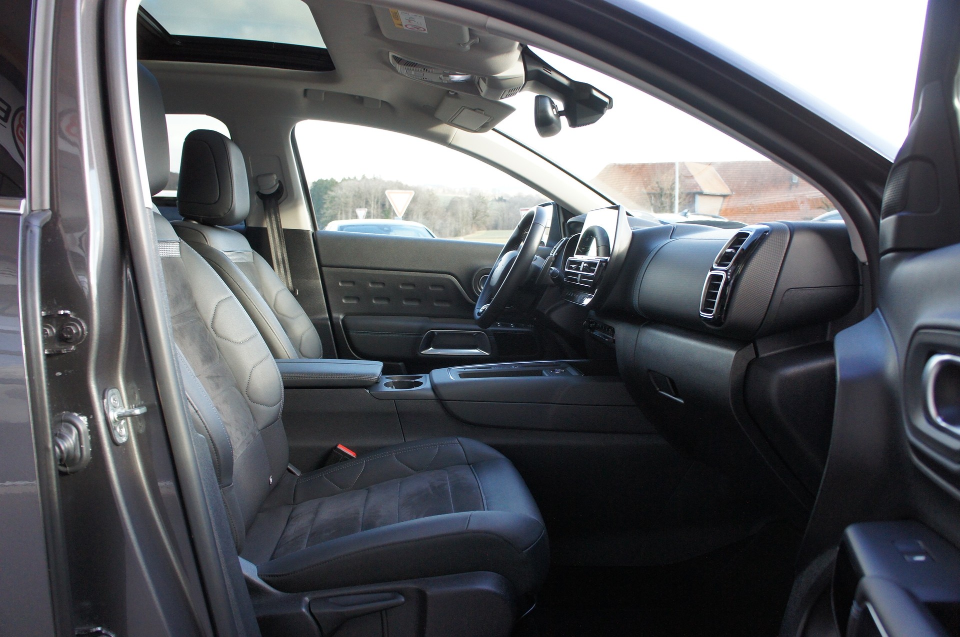 CITROEN C5 Aircross 1.6 PHEV MAX-image-8