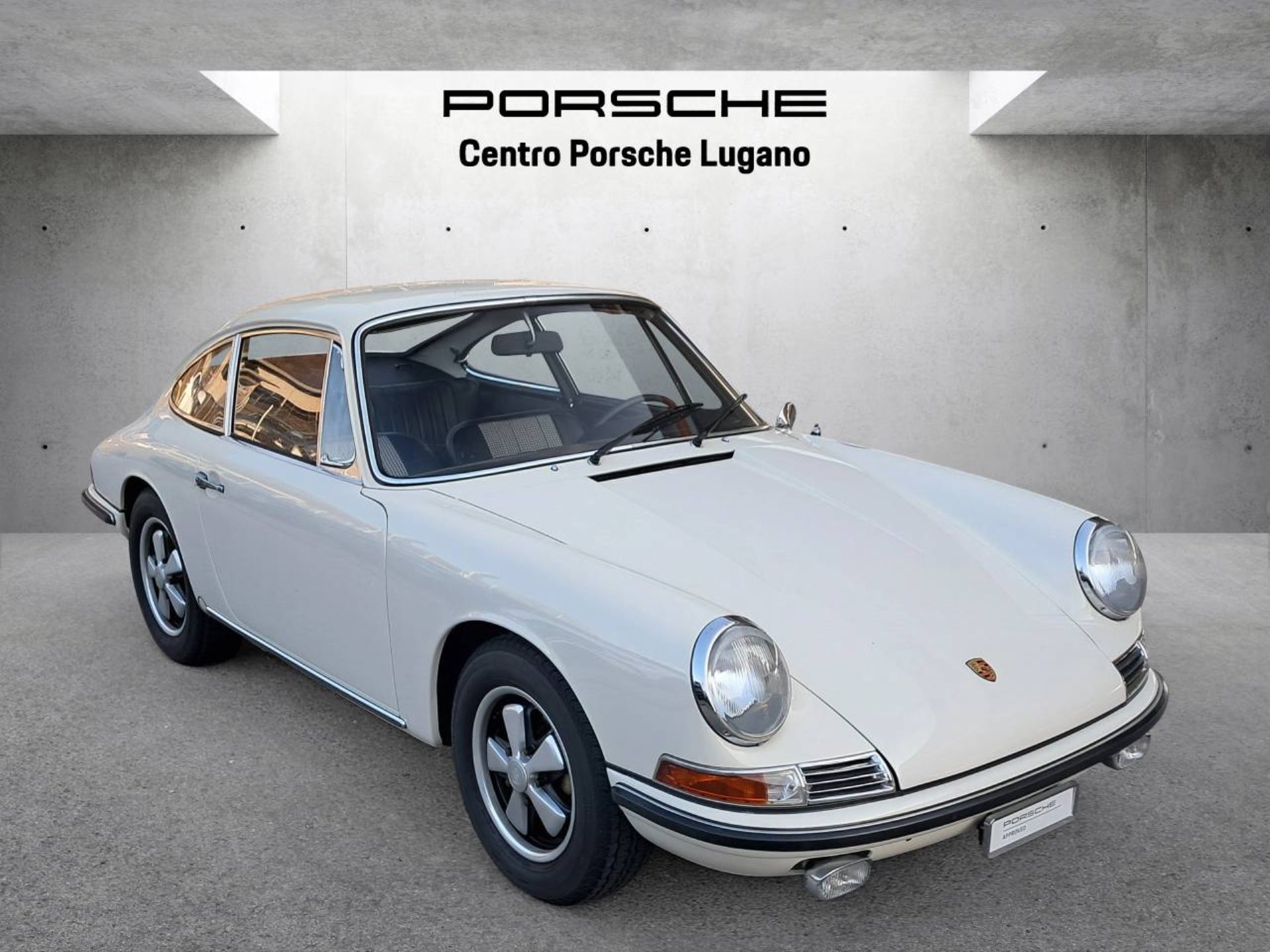 PORSCHE 911 S 2.0 Coupe-image-5