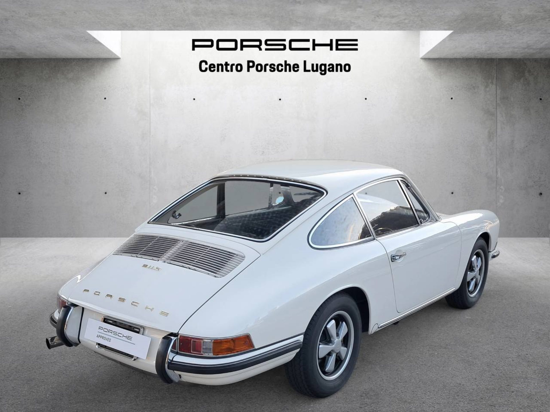 PORSCHE 911 S 2.0 Coupe-image-7