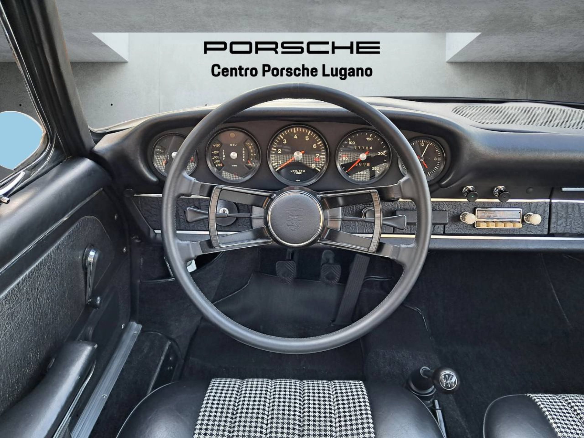 PORSCHE 911 S 2.0 Coupe-image-14