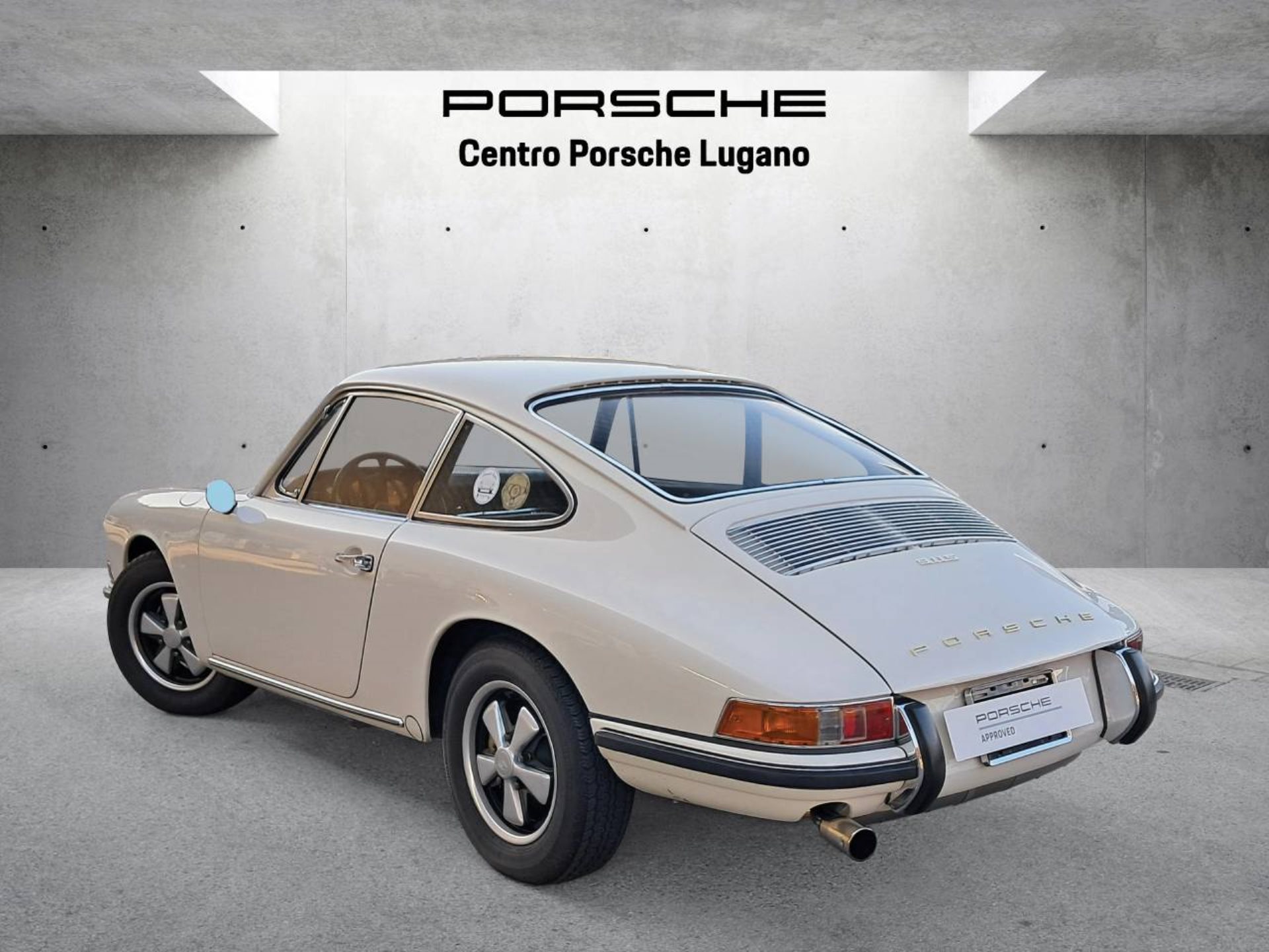 PORSCHE 911 S 2.0 Coupe-showroom-element-2