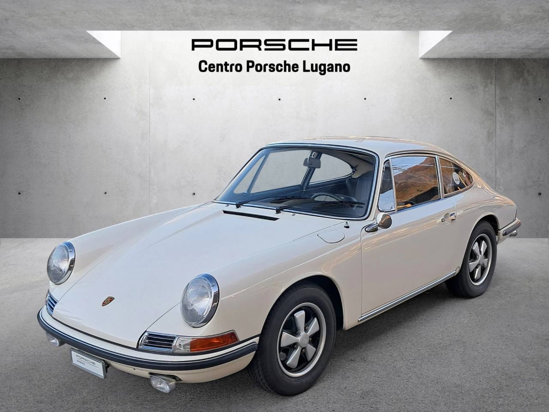 PORSCHE 911 S 2.0 Coupe-image-8