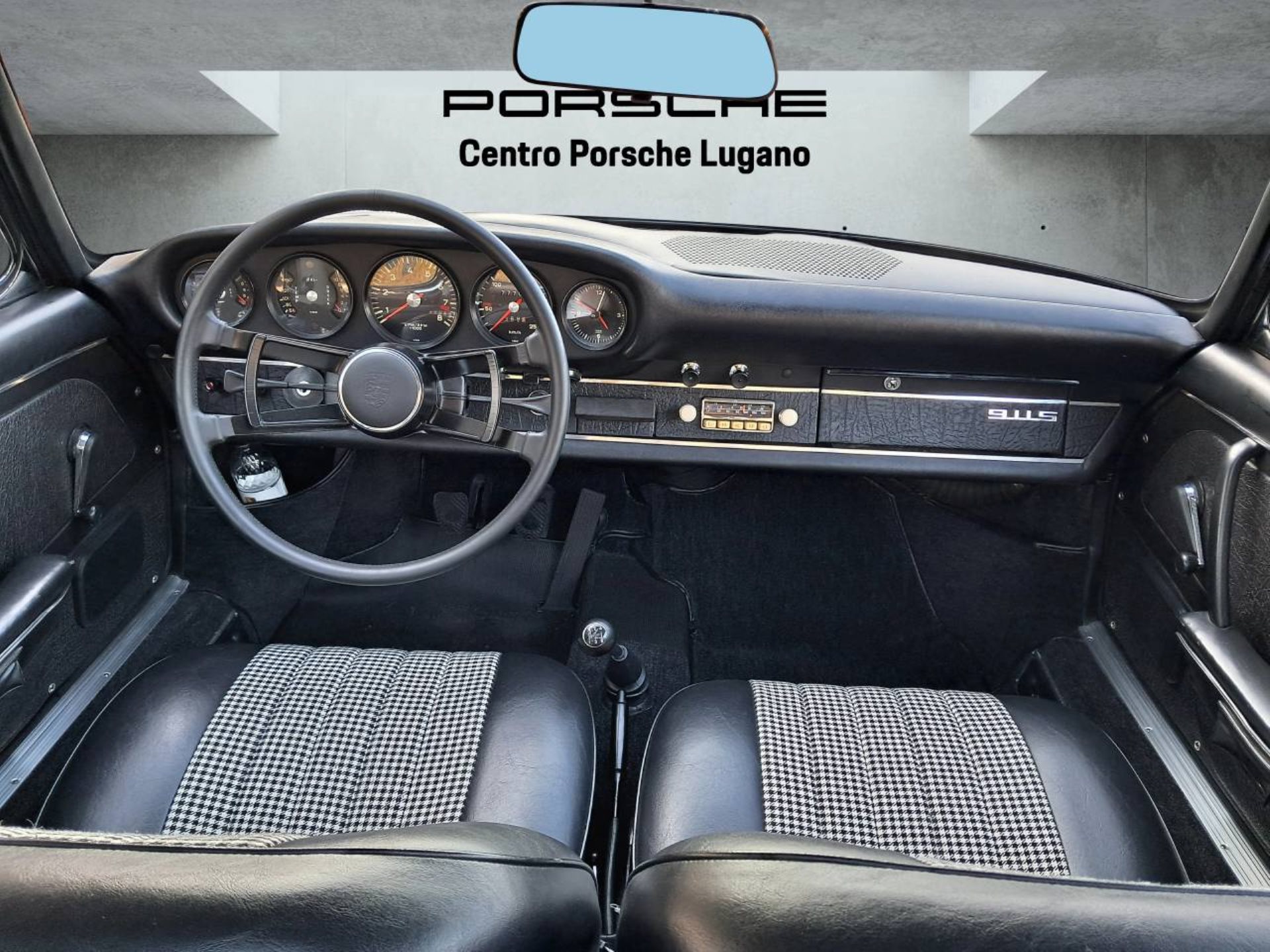 PORSCHE 911 S 2.0 Coupe-image-17