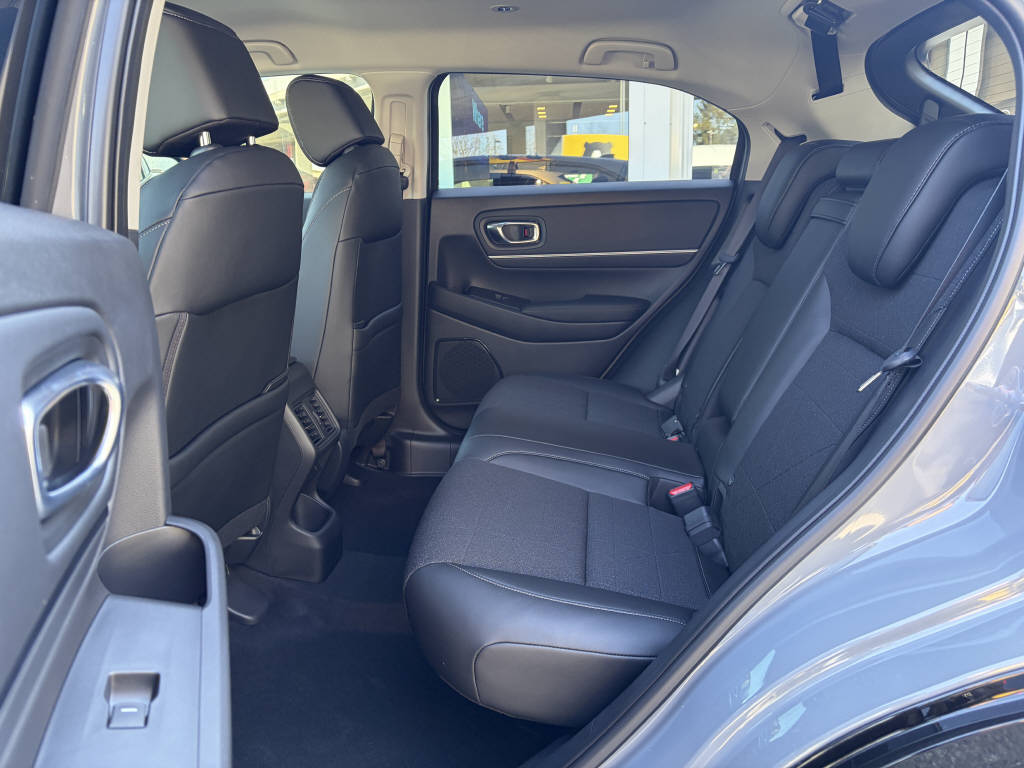 HONDA HR-V 1.5 i-MMD Advance-image-10