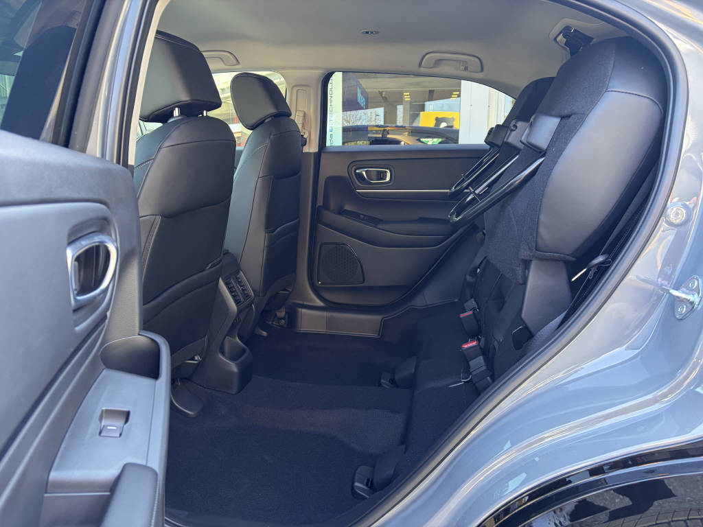 HONDA HR-V 1.5 i-MMD Advance-image-11