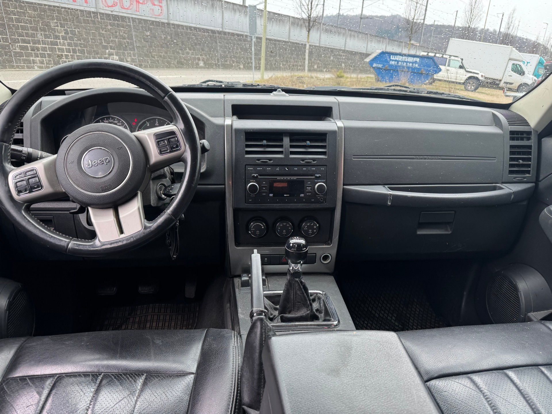 JEEP Cherokee 2.8 CRD Sport-image-5