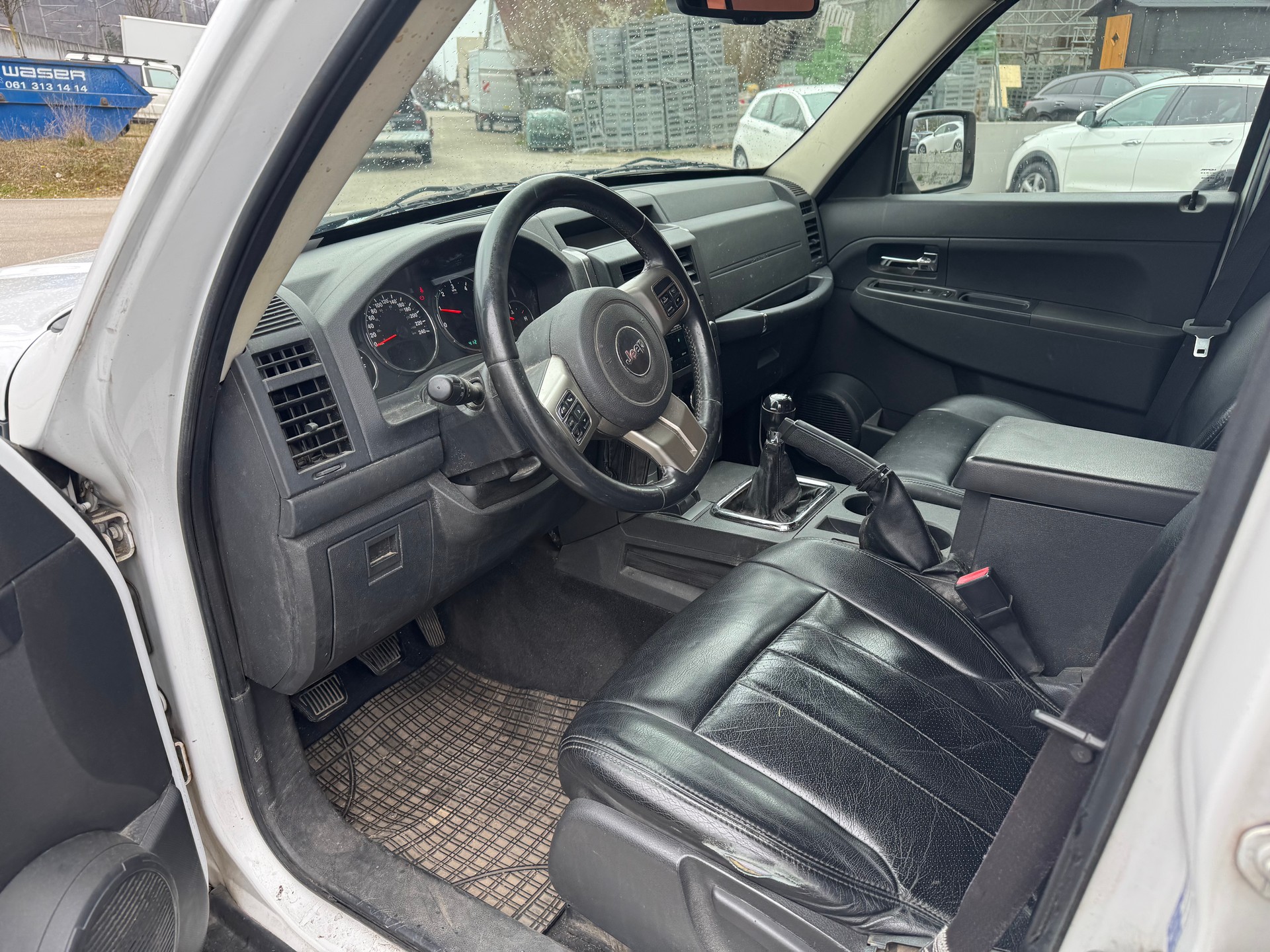 JEEP Cherokee 2.8 CRD Sport-image-9
