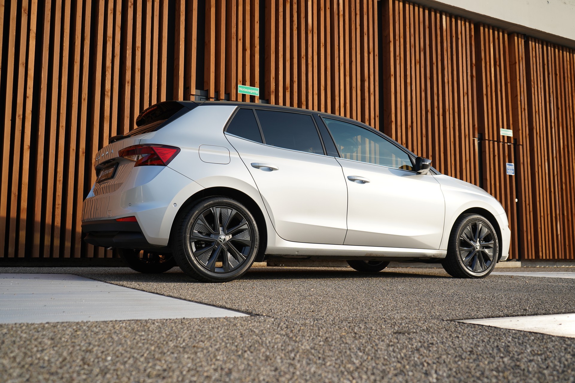 SKODA FABIA 1.5 TSI SPORT DYNAMIK DSG l 150 PS-image-10