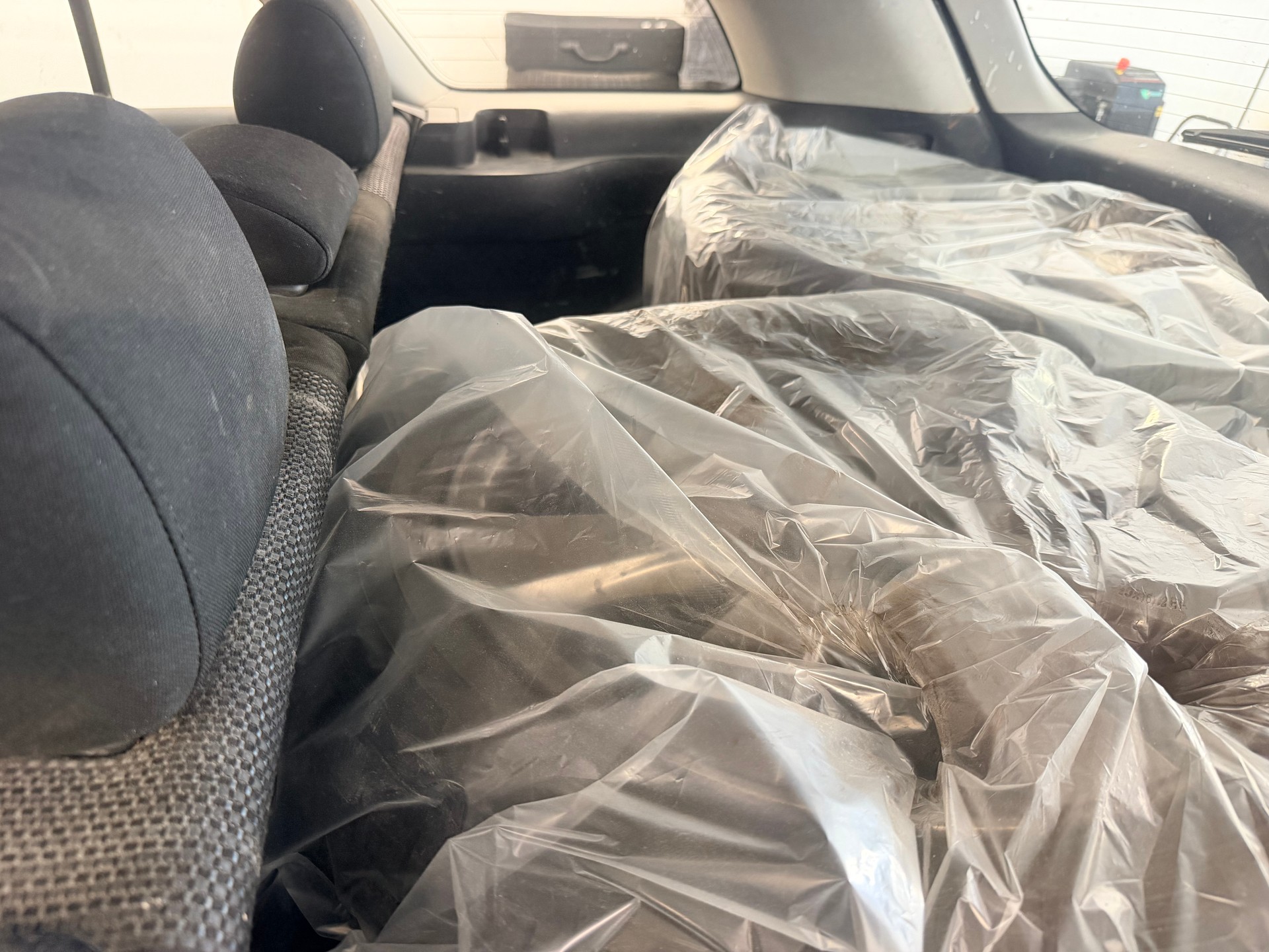 TOYOTA Avensis 1.8 VVT-i Linea Terra Sportswagon-image-6