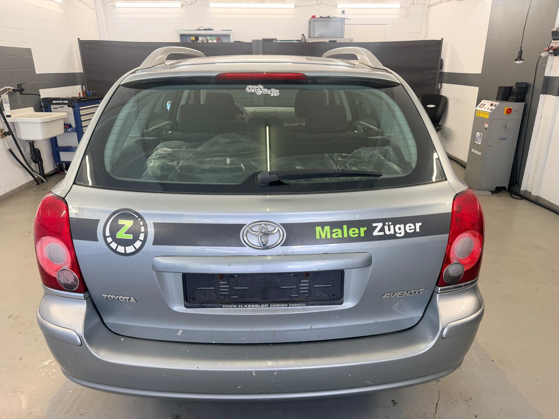 TOYOTA Avensis 1.8 VVT-i Linea Terra Sportswagon-image-4