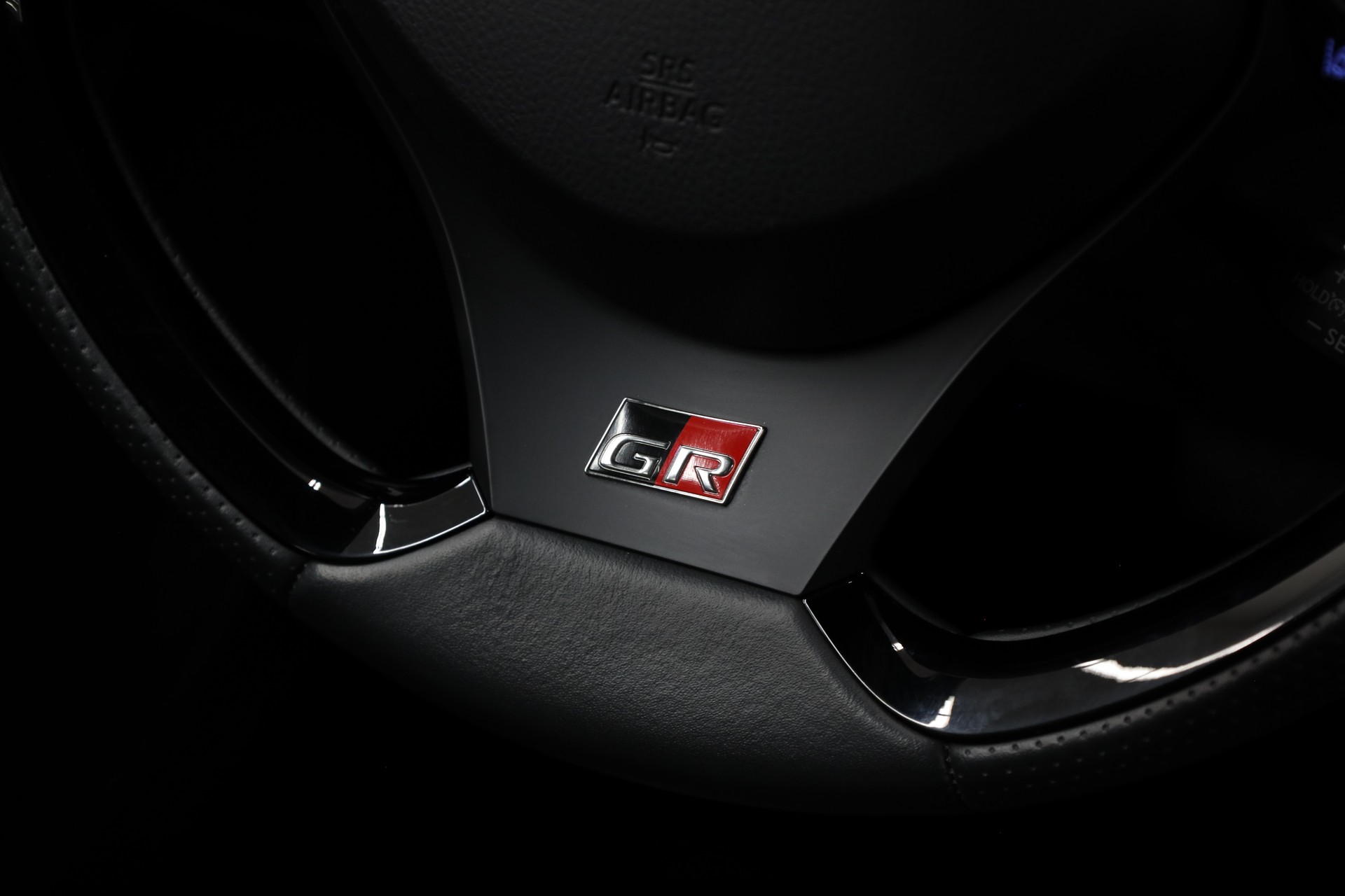 TOYOTA C-HR 2.0 VVTi HSD GR Sport-image-20