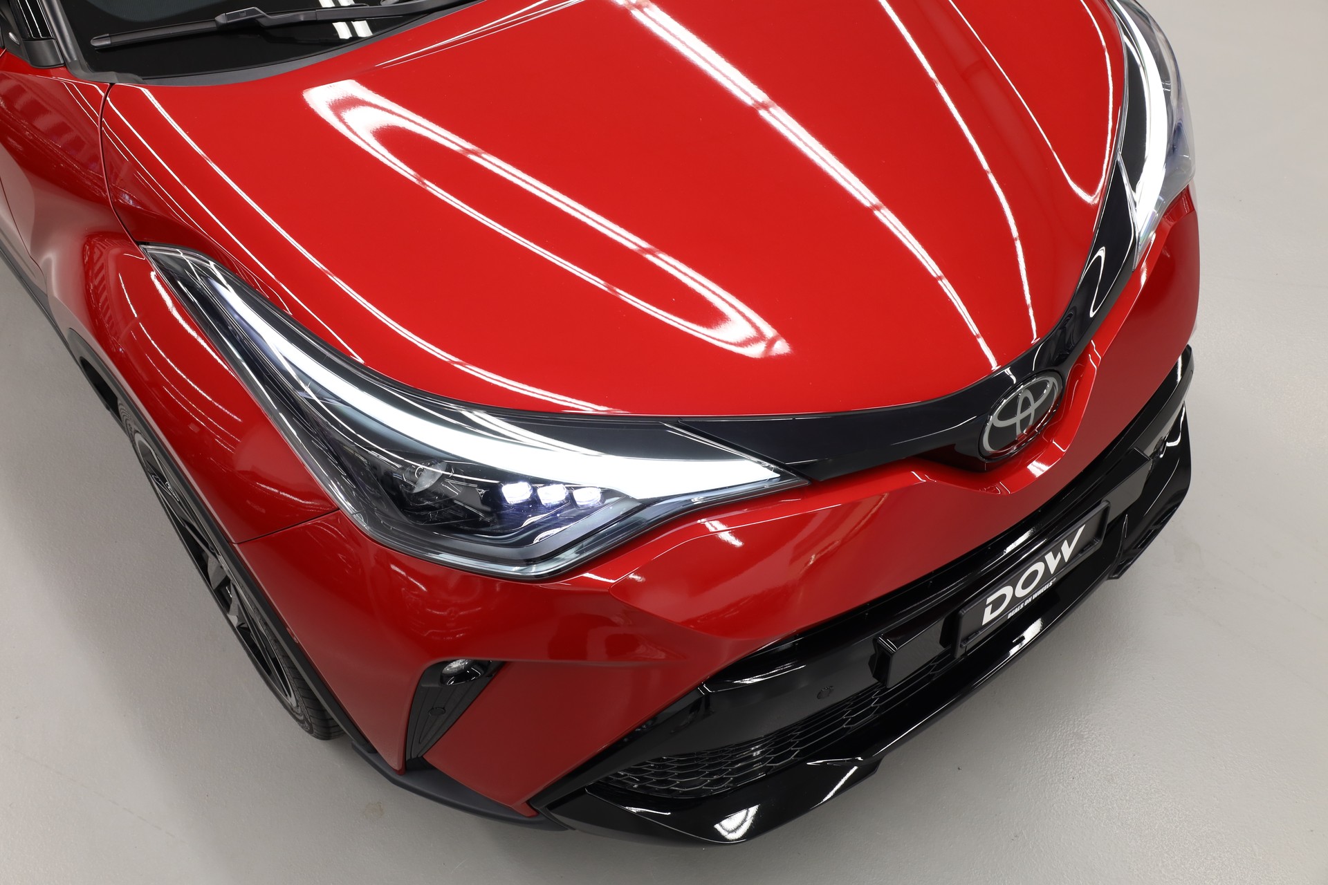 TOYOTA C-HR 2.0 VVTi HSD GR Sport-image-8