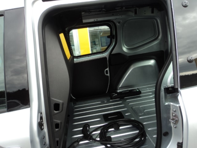 RENAULT Kangoo Van EV45 Standard 22kW Extra-image-5