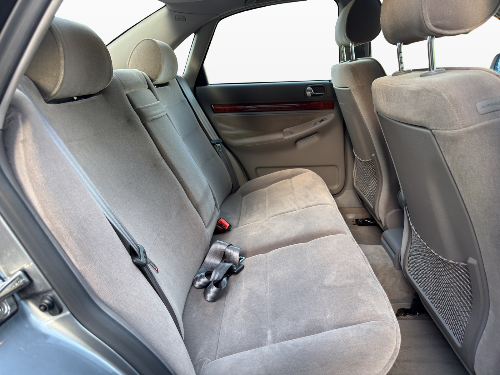 AUDI A4 2.4 Ambiente-image-18