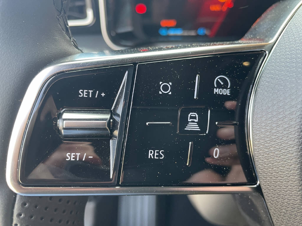 RENAULT R5 E-Tech Comfort Range iconic five-image-12