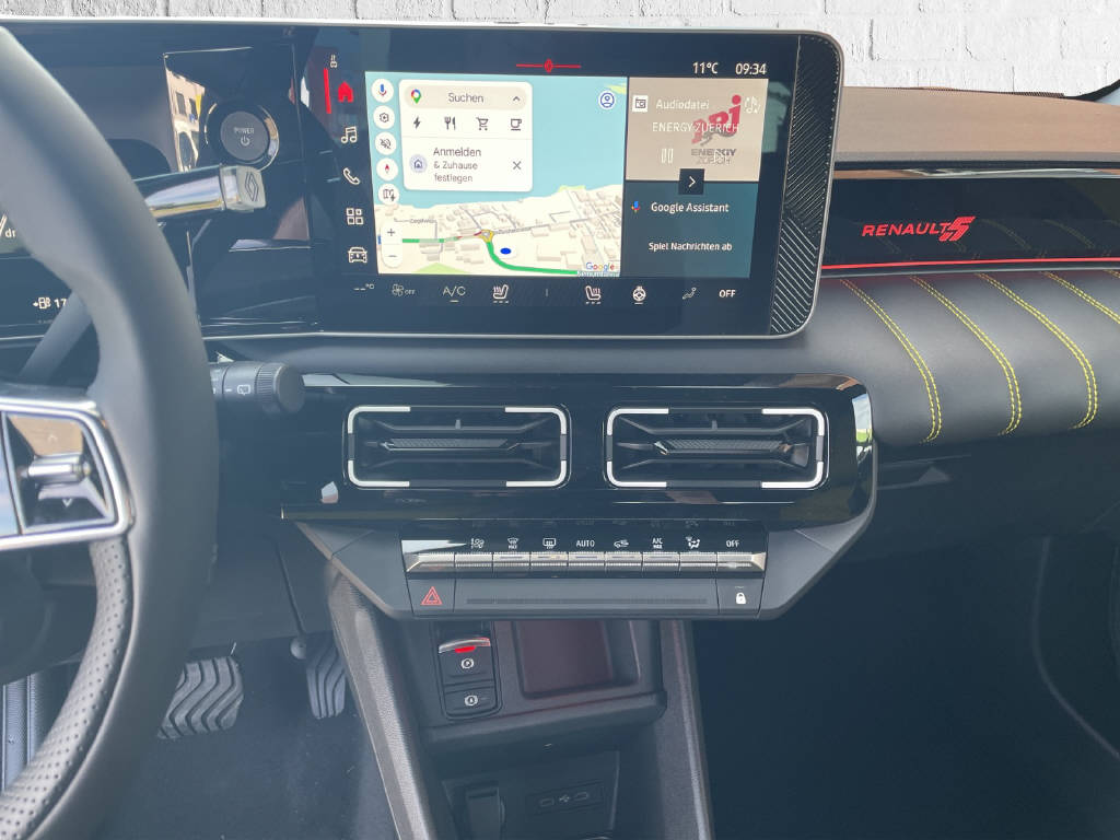 RENAULT R5 E-Tech Comfort Range iconic five-image-7