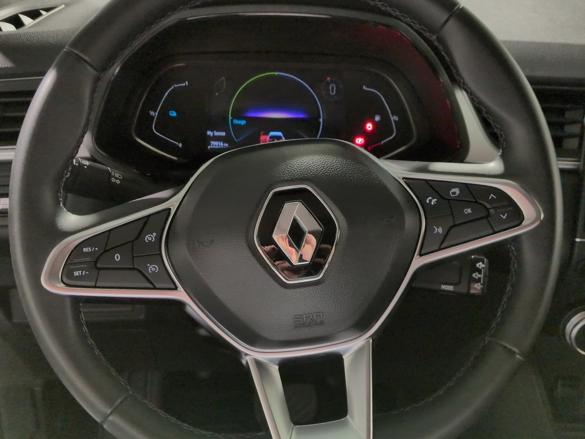 RENAULT Captur 1.6 E-Tech 145 Techno DHT-image-9