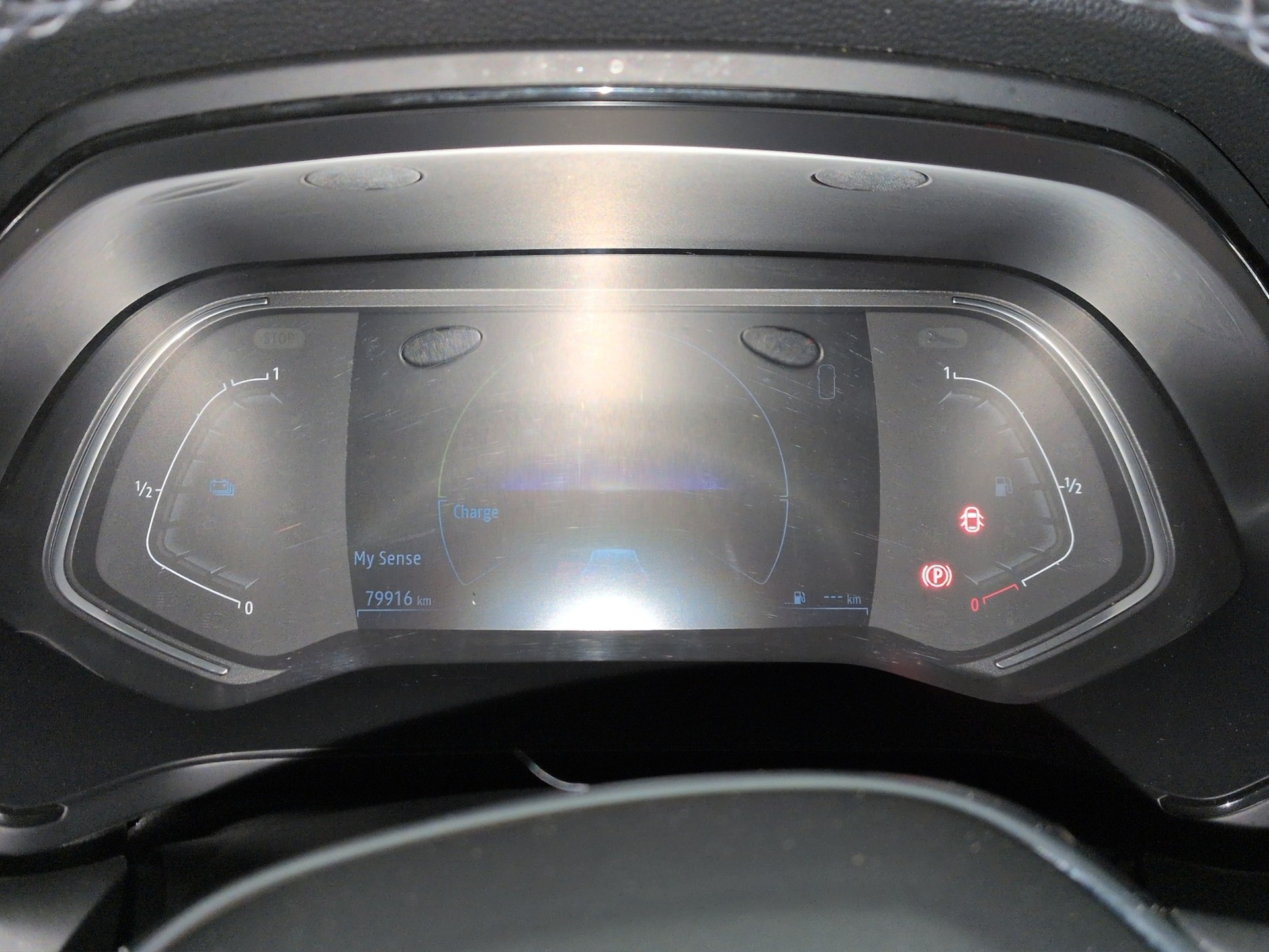 RENAULT Captur 1.6 E-Tech 145 Techno DHT-image-10