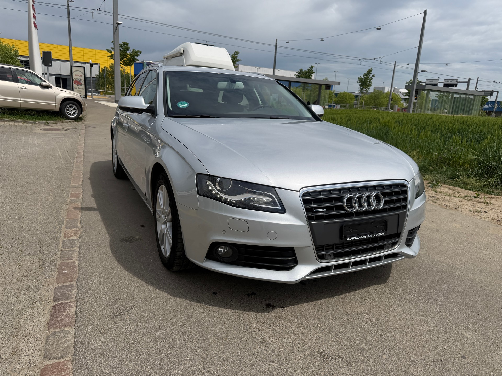 AUDI A4 Avant 2.0 TFSI quattro S-tronic-image-3