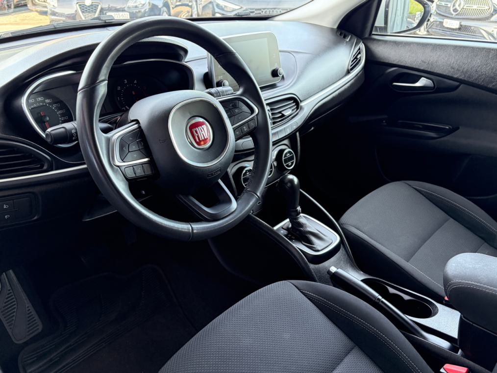 FIAT Tipo 1.6MJ Lounge DCT-6-showroom-element-3