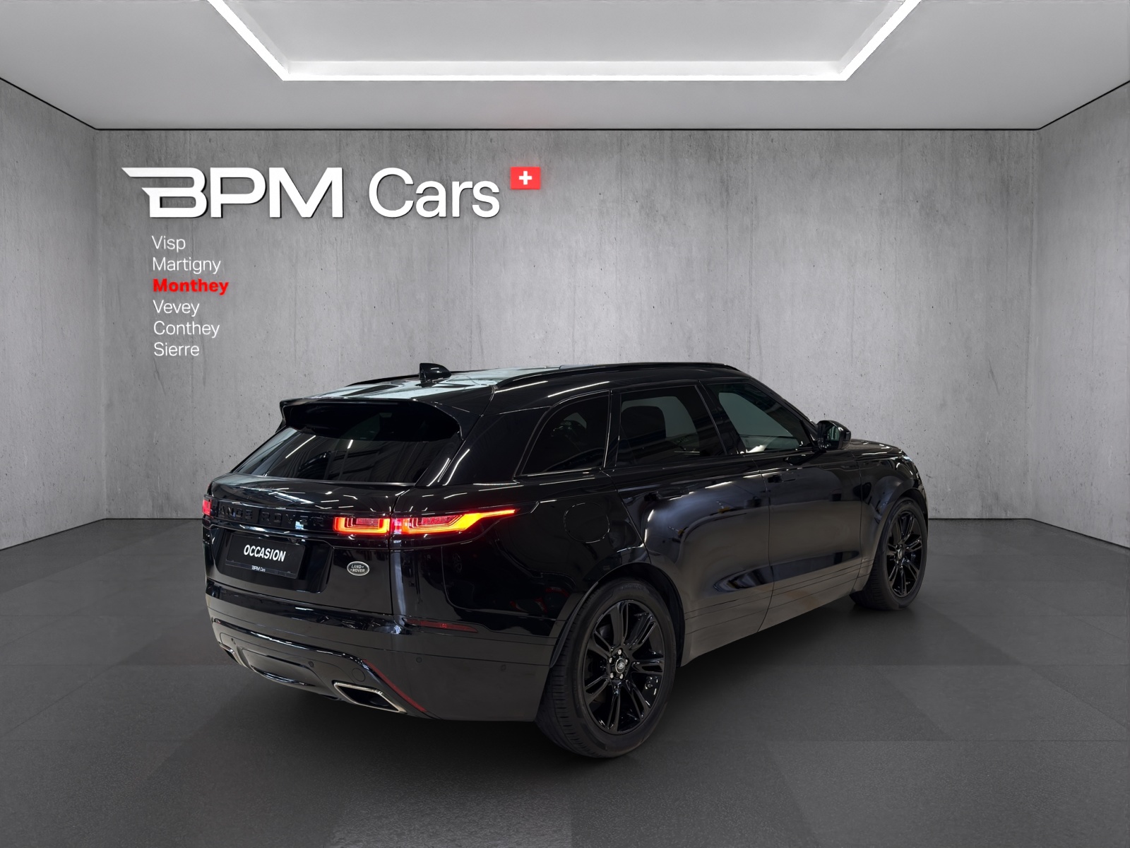 LAND ROVER Range Rover Velar R-Dynamic D 300 S Automatic-image-3