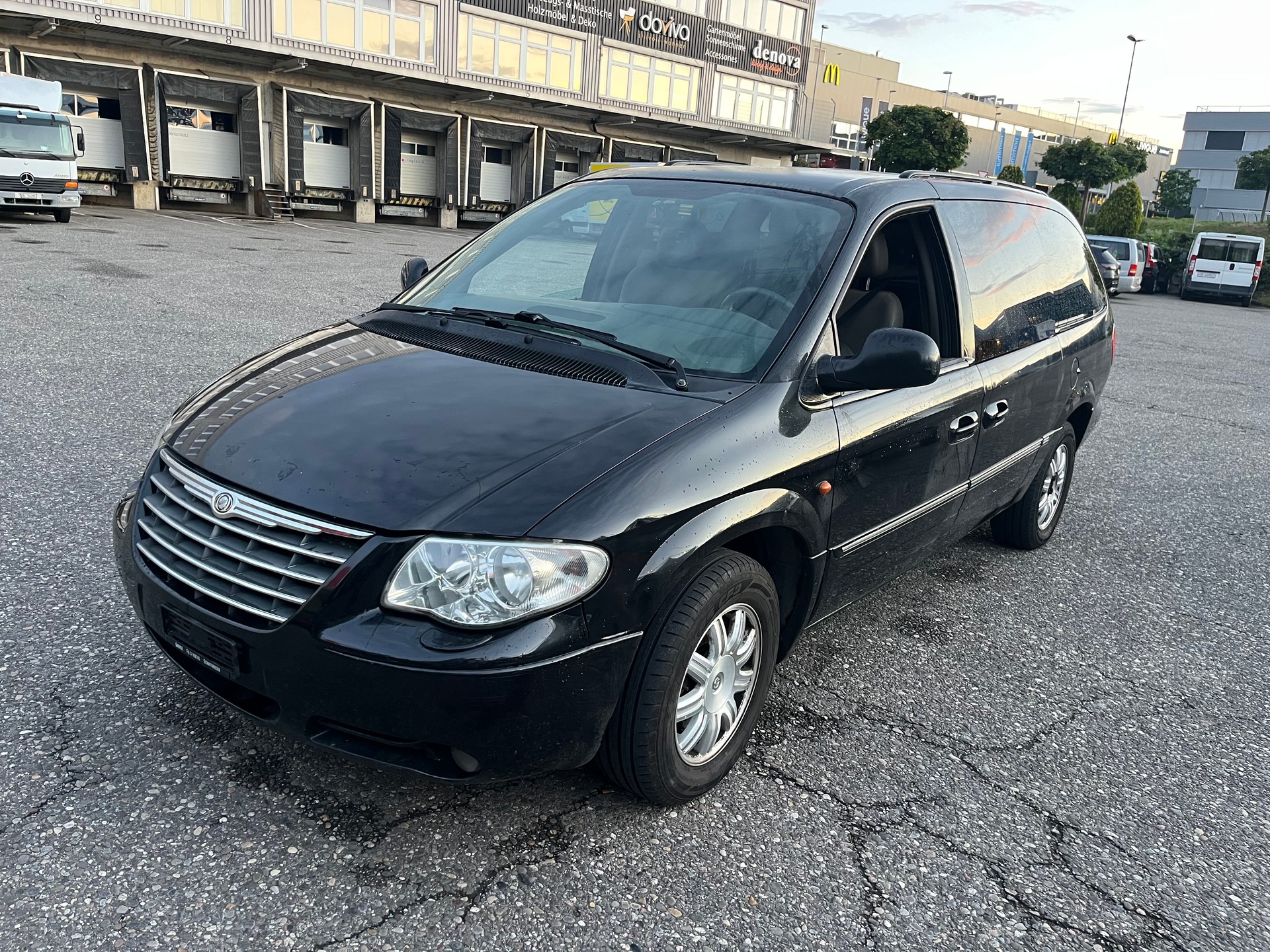 CHRYSLER Grand Voy. 2.8 CRD LTD Automatic