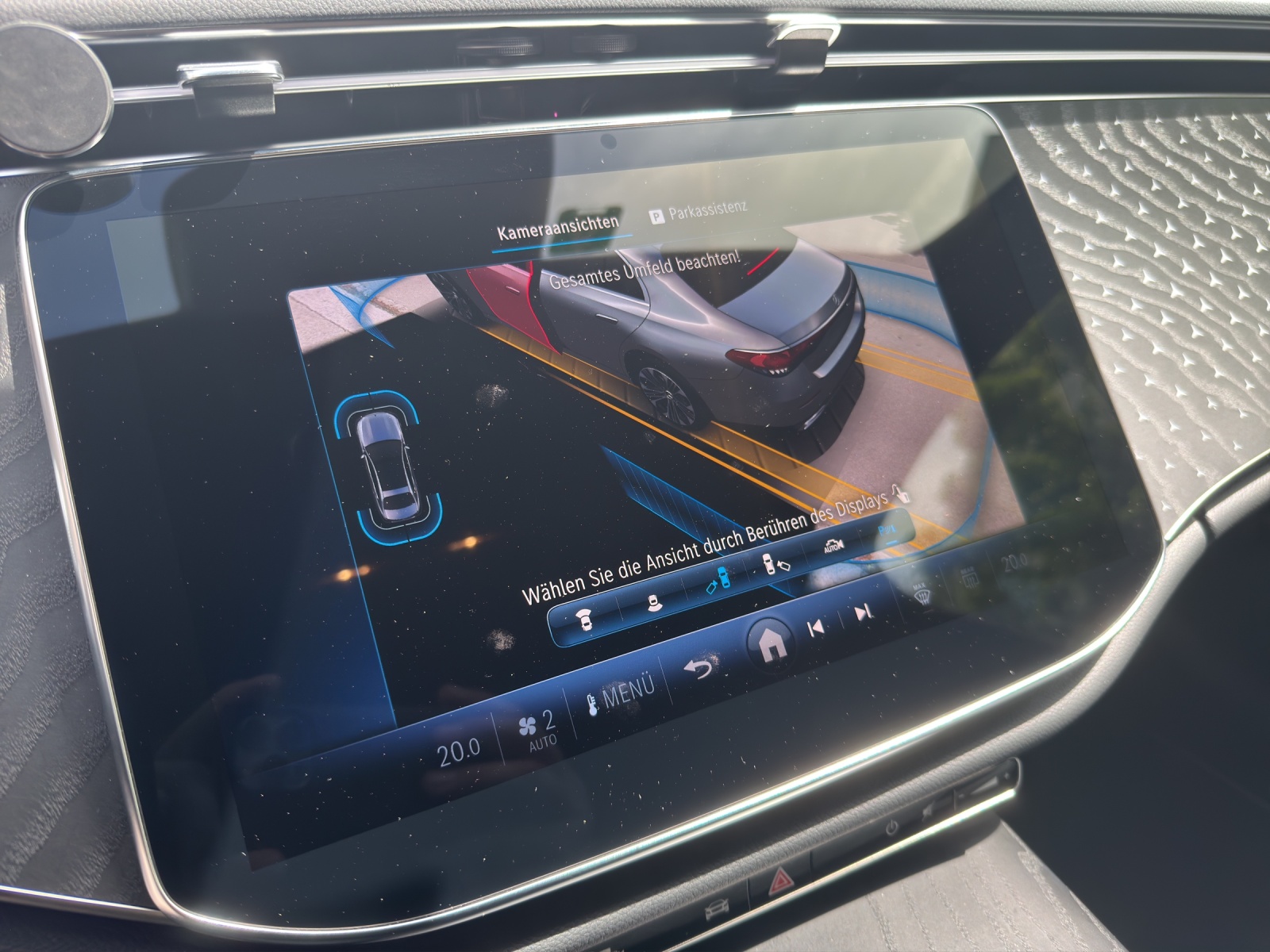 MERCEDES-BENZ E 220 d 4Matic 9G-Tronic-image-18