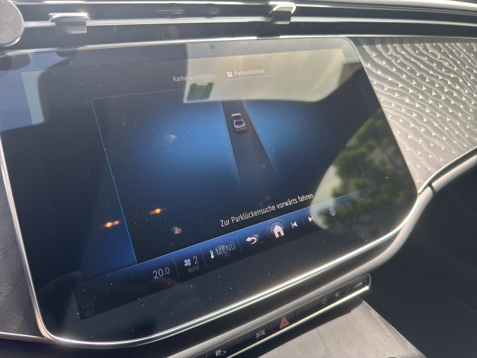 MERCEDES-BENZ E 220 d 4Matic 9G-Tronic-image-19