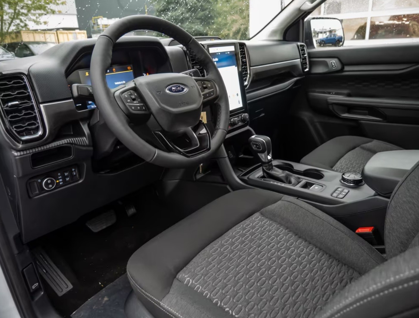 FORD Ranger DoKa XLT 2.0 Eco Blue 4x4 Automat-image-8